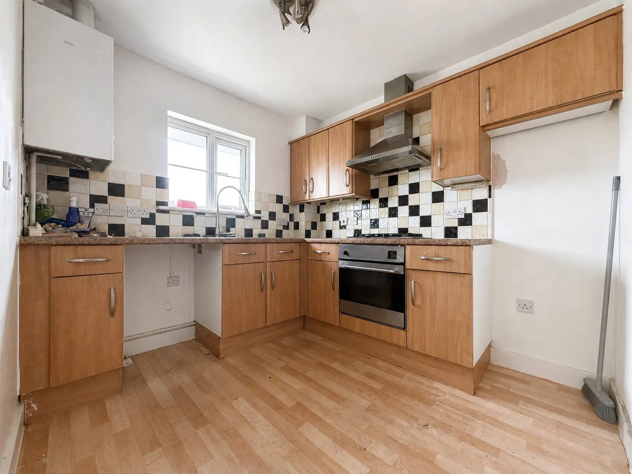Fleming Road, Chafford Hundred, Grays, Essex, RM16, photo 2