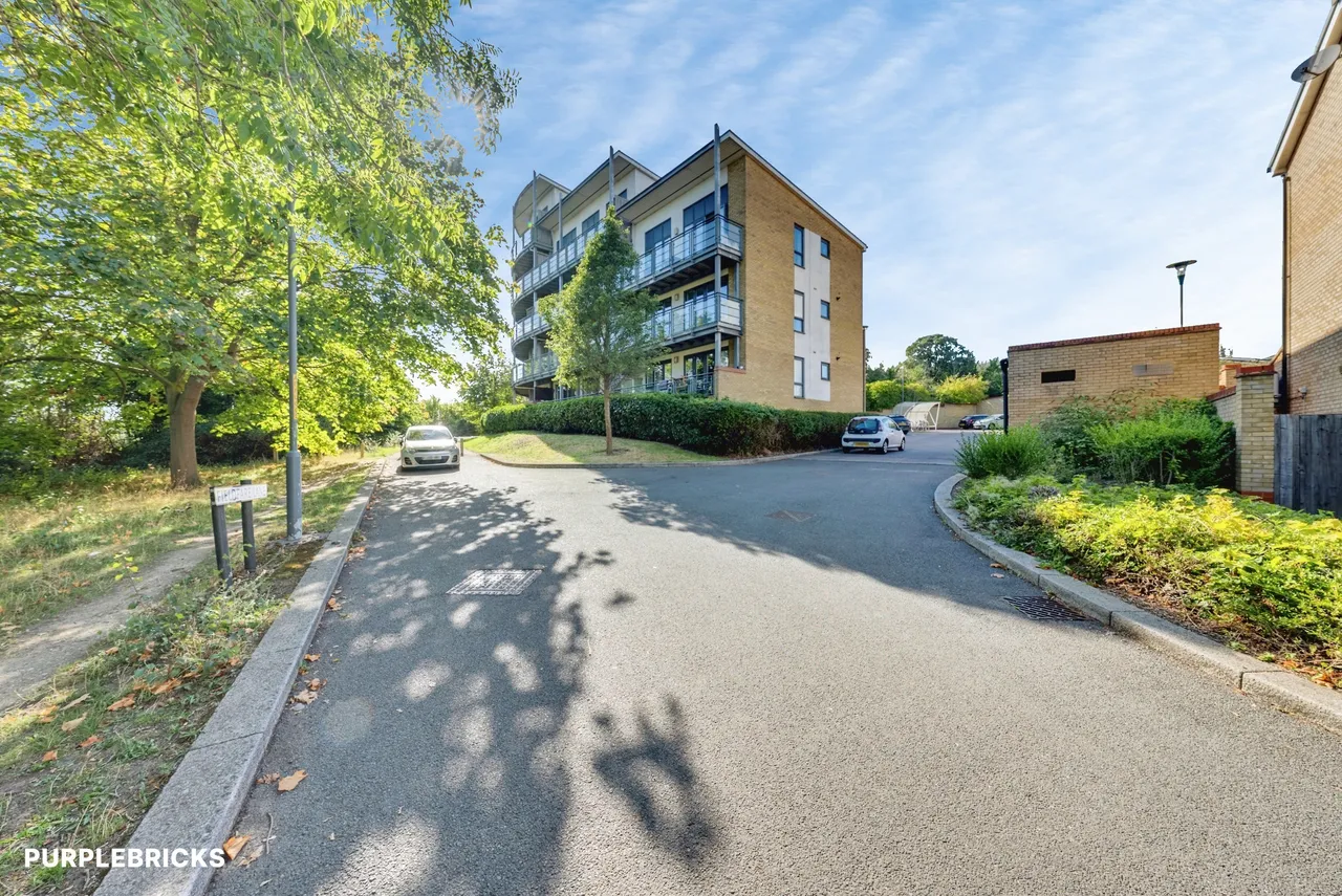 Fieldfare Lane, Greenhithe, DA9, photo 22