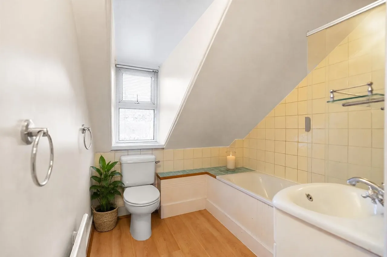 Hemstal Road West Hampstead, London NW6 2AB, photo 5