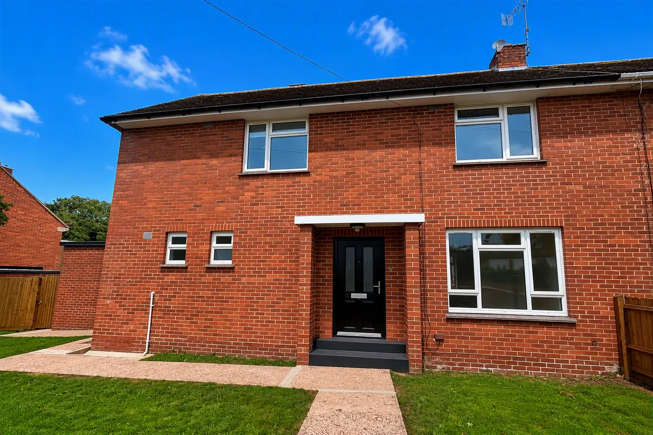 4 bed property to rent, Butts Court, Heavitree, EX2