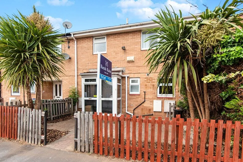 3 bed house for sale — Green Lea, Oulton, West Yorkshire, LS26