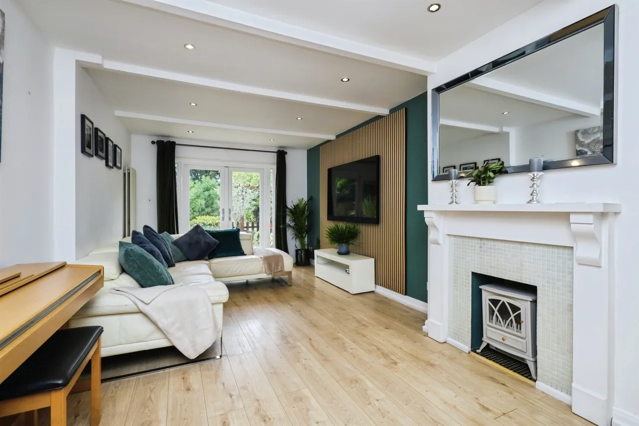 Summerfields Avenue, Hailsham, photo 2