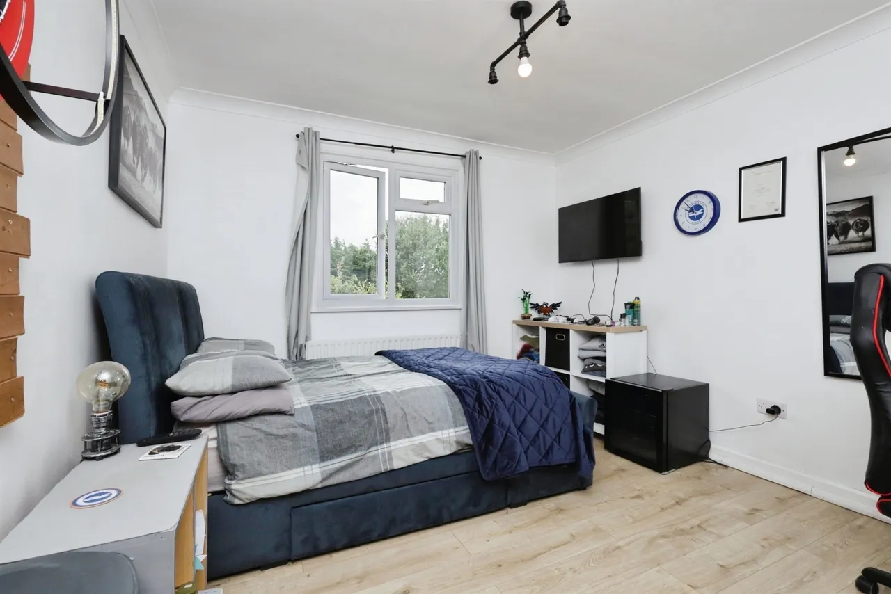 Summerfields Avenue, Hailsham, photo 11