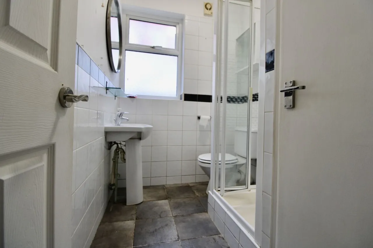 Narborough Road, Leicester, LE3, photo 2