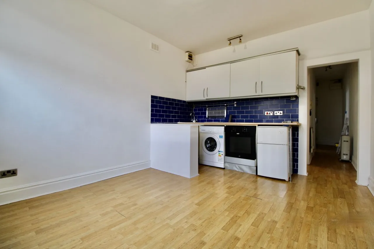 Narborough Road, Leicester, LE3, photo 7