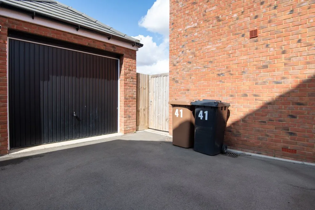 Cydonia Way, Wellingborough, NN8, photo 21