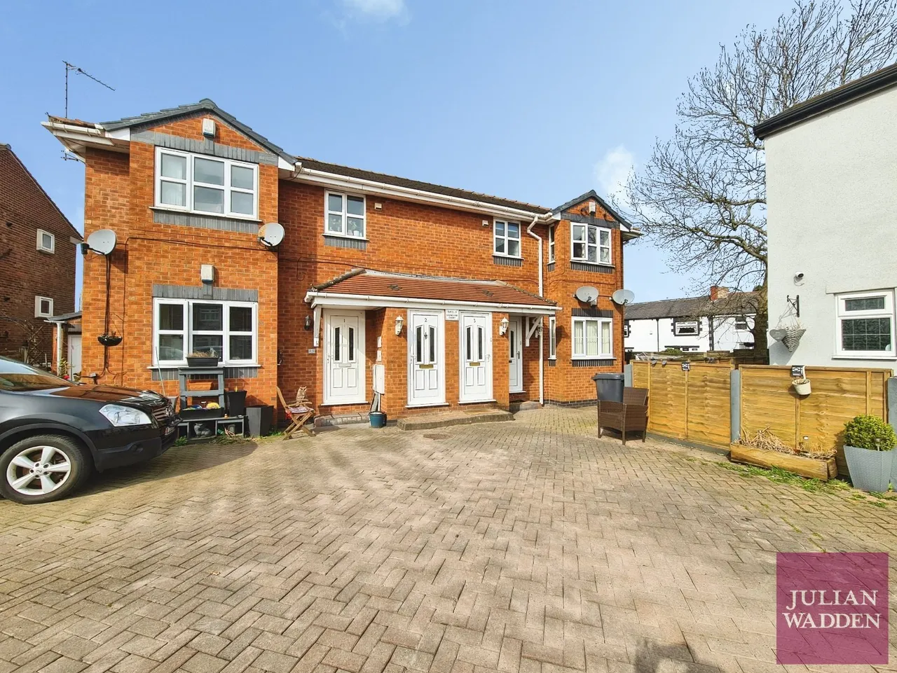 2 bed flat to rent, Earnshaw Close, Ashton-under-Lyne, OL7