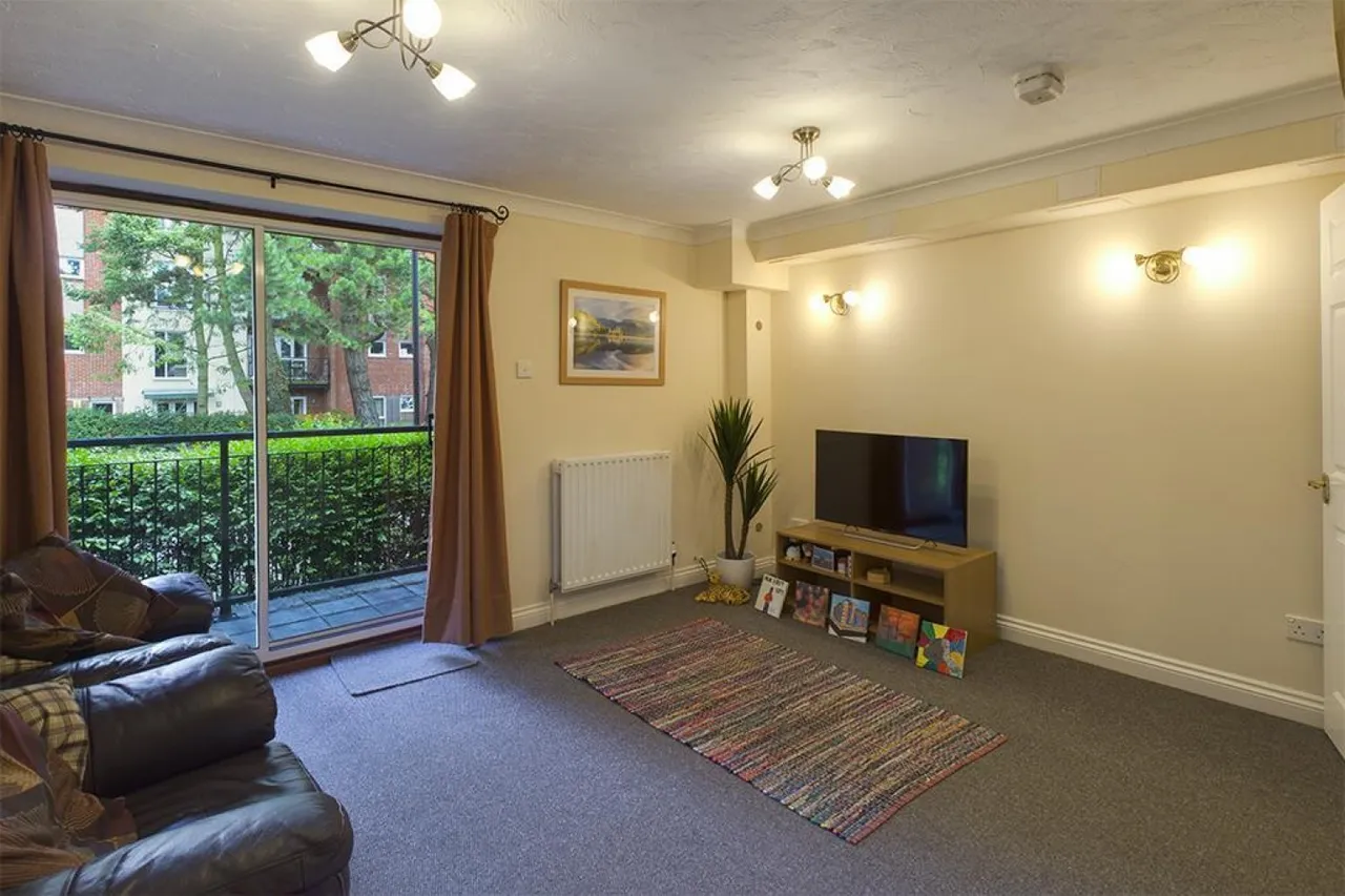 Archers Road, Southampton, SO15, photo 5