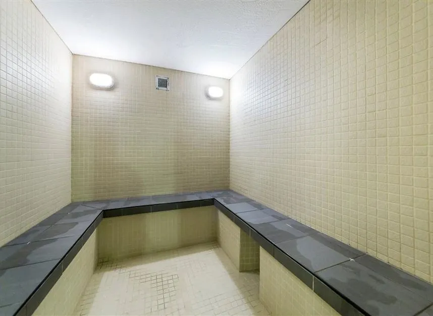 Newington Causeway, Elephant & Castle, SE1, photo 12