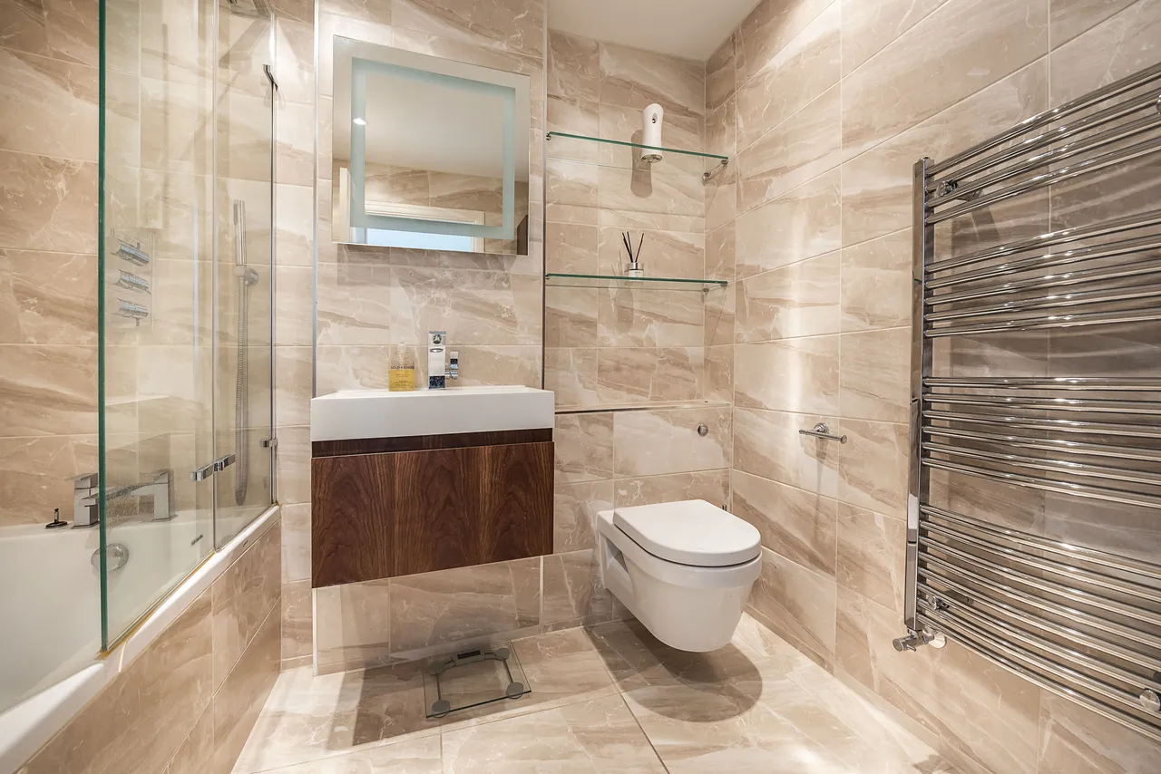 Upper Richmond Road, London, SW15, photo 8