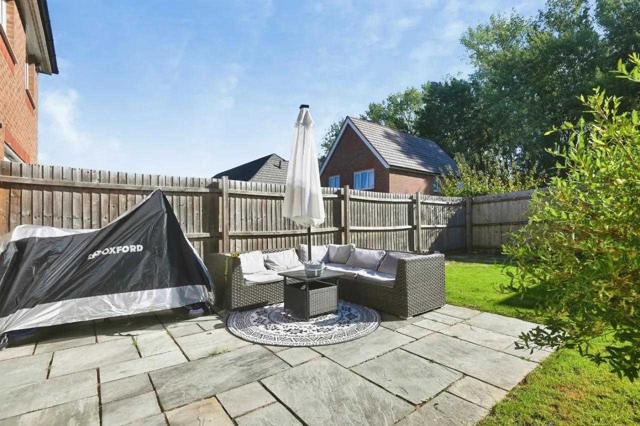 Cheddleton Close, Amington, B77, photo 18