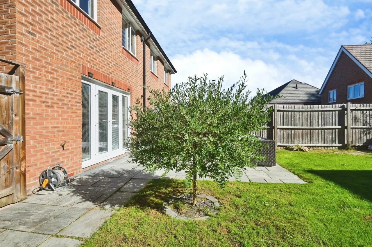 Cheddleton Close, Amington, B77, photo 21