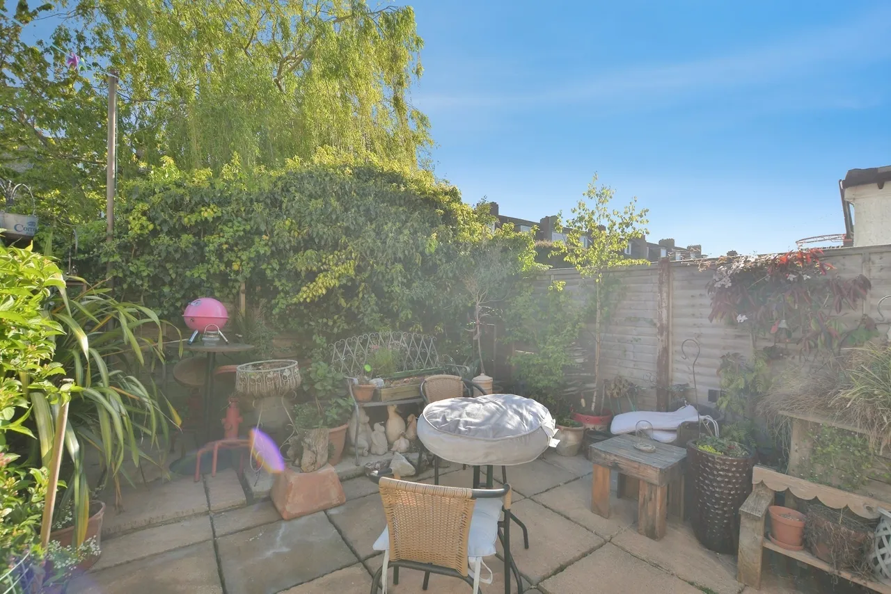 Chart Road, Folkestone, Kent, CT19, photo 13