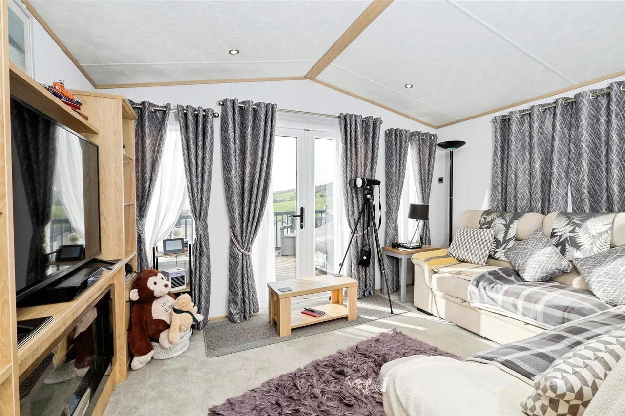 Wheal End, Praa Sands Holiday Village, TR20, photo 2
