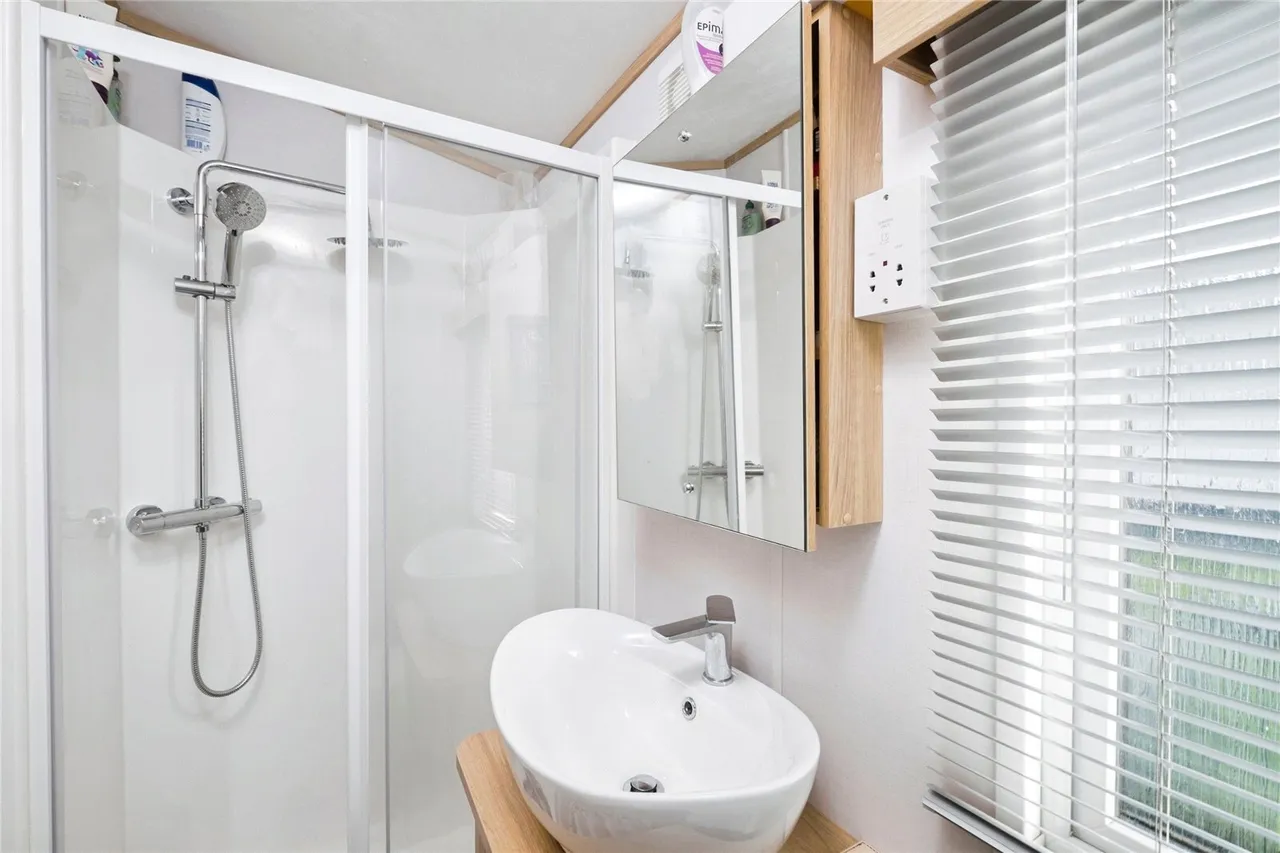 Wheal End, Praa Sands Holiday Village, TR20, photo 7