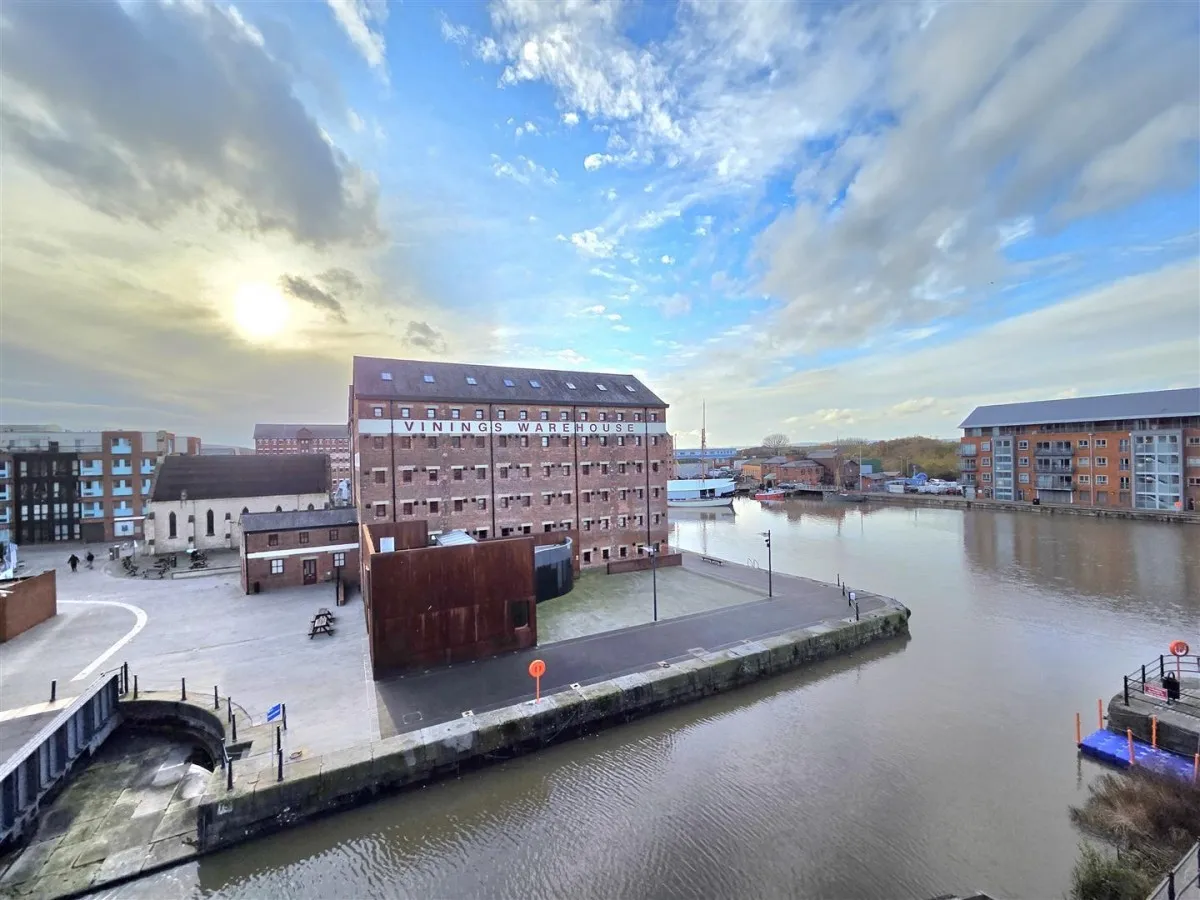 Merchants Quay, The Docks, GL1, photo 10