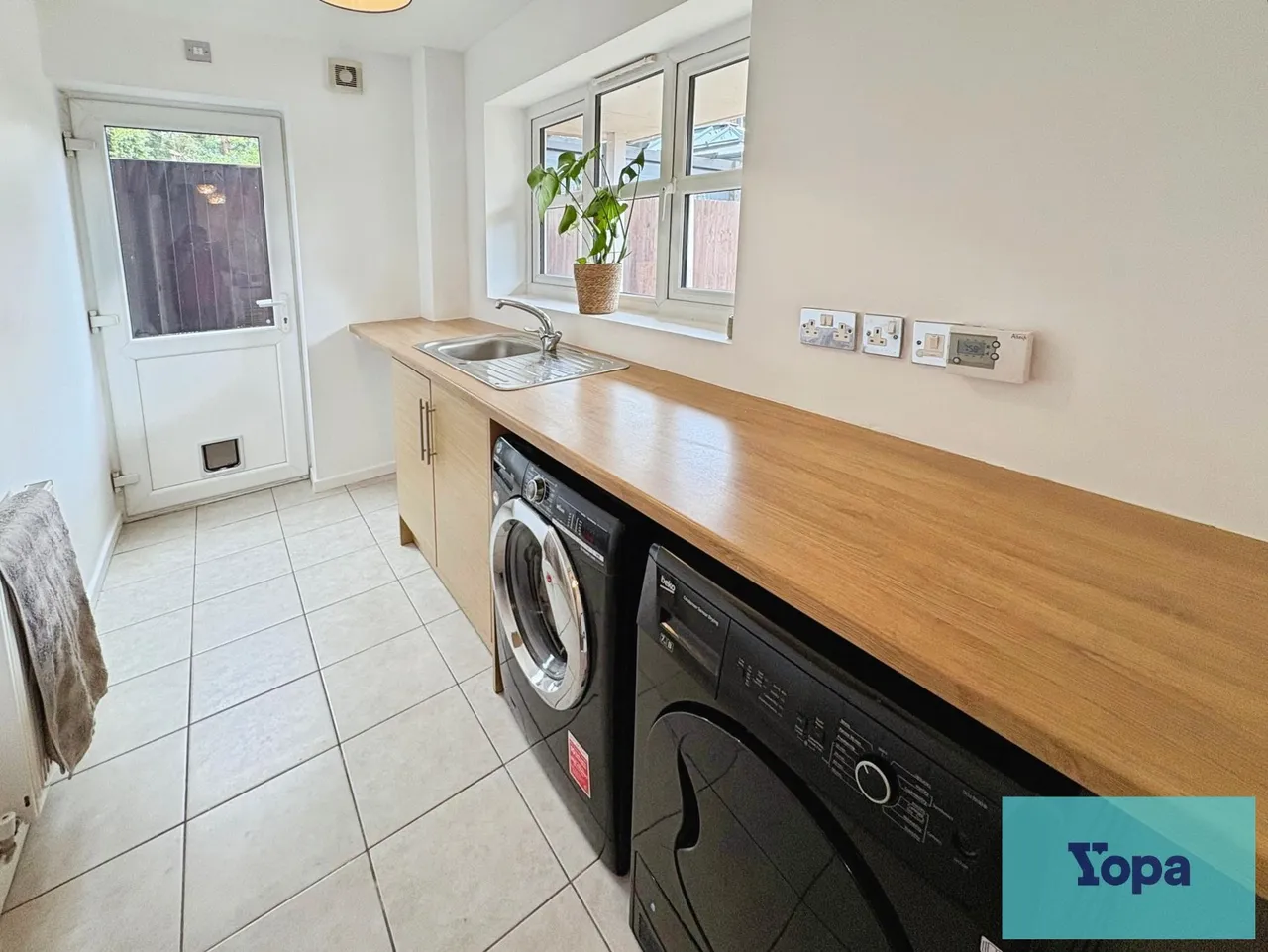 Field Close, Blythe Bridge, ST11, photo 9