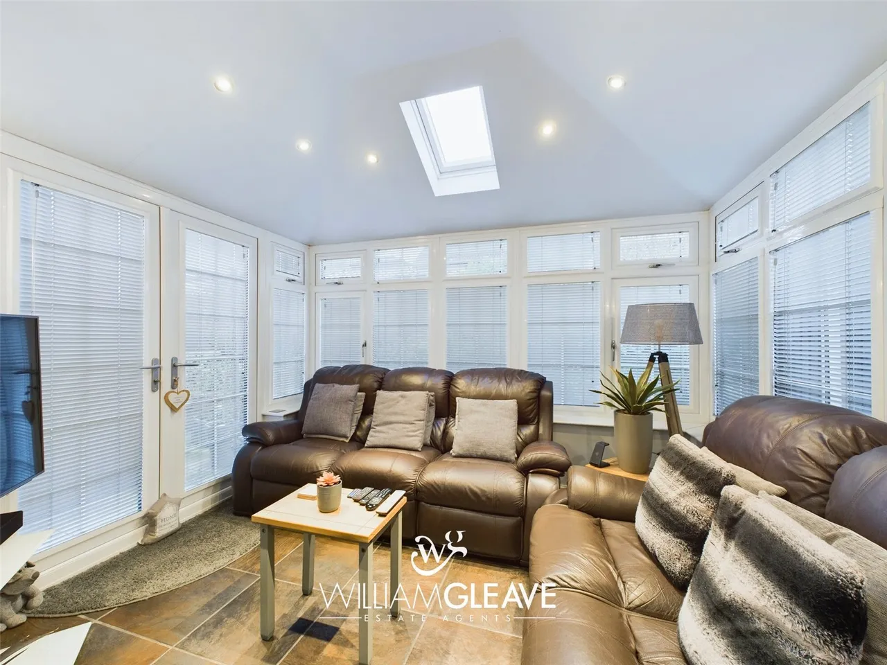 Mill Croft, Oakenholt, Flint, Flintshire, CH6 5NP, photo 12