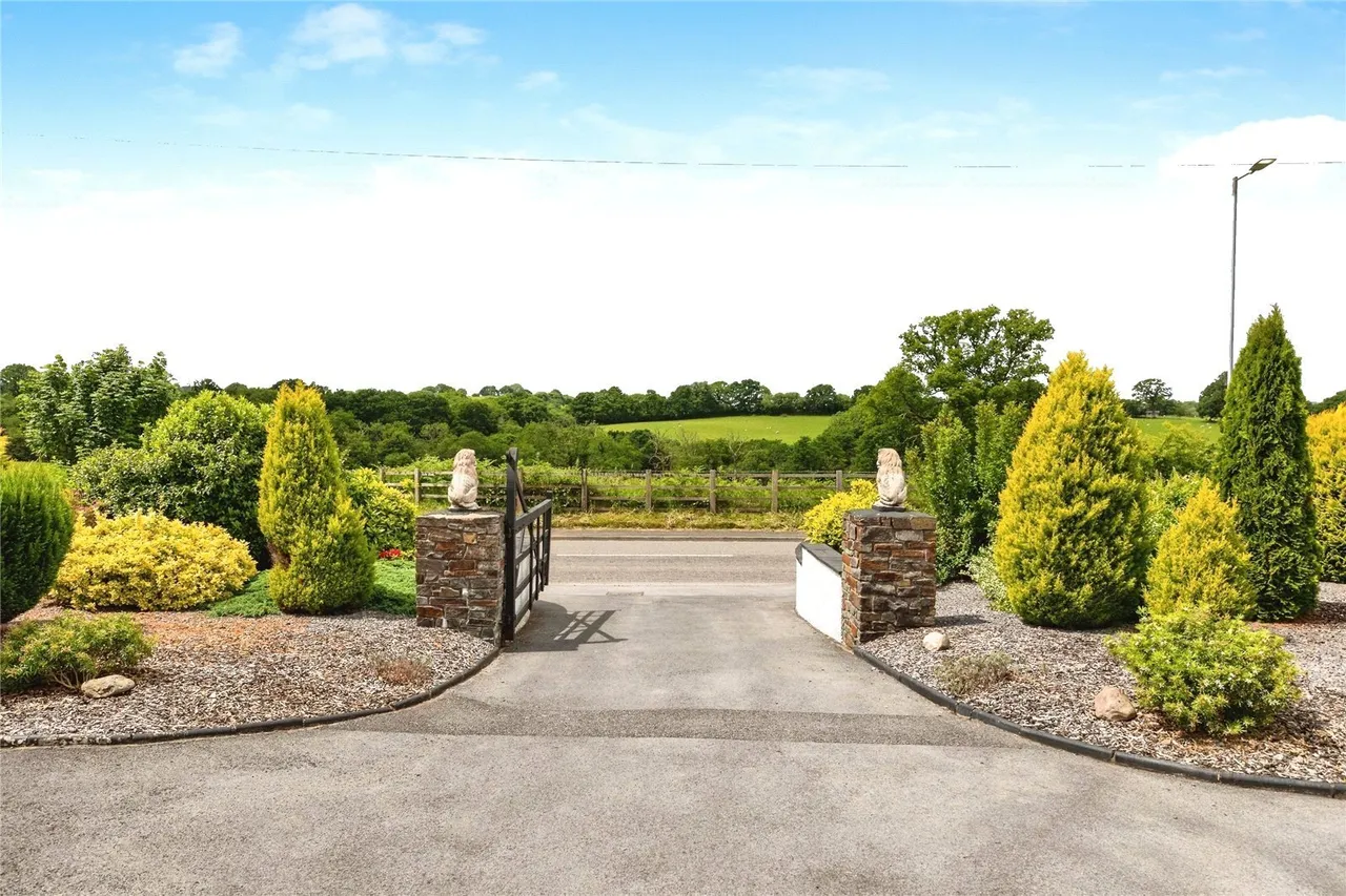 Heol Cennen, Ffairfach, SA19, photo 5