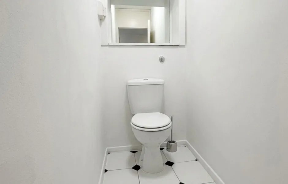 Oxford Road, Denham, UB9, photo 8