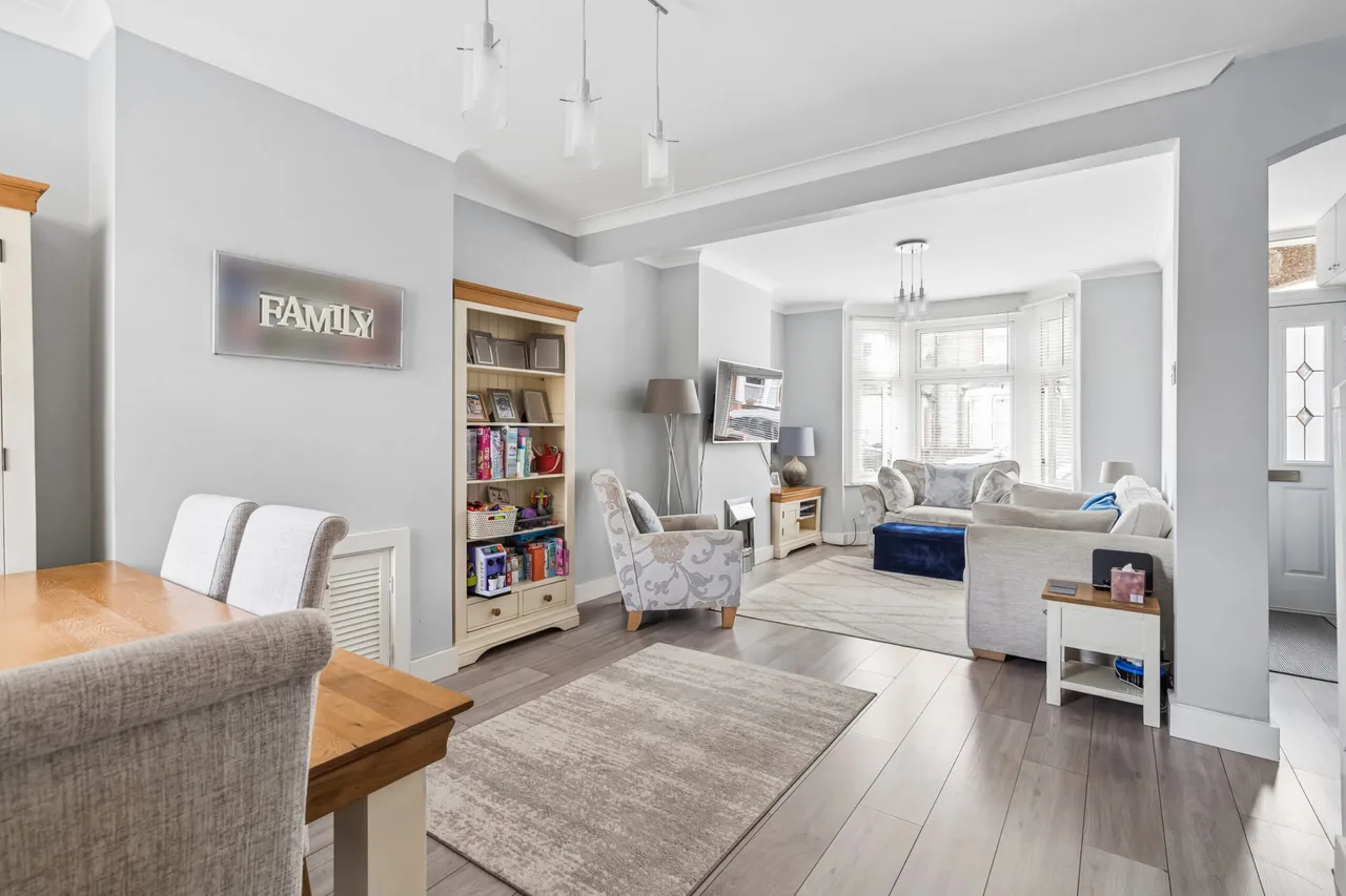 Sandringham Road, Watford, Watford, WD24 7BE, photo 3
