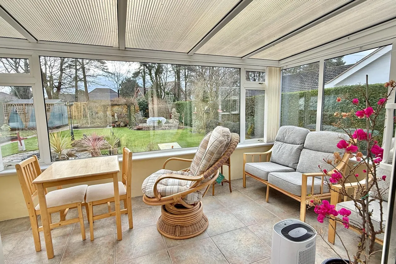 Webbs Close, Ashley Heath, BH24, photo 10