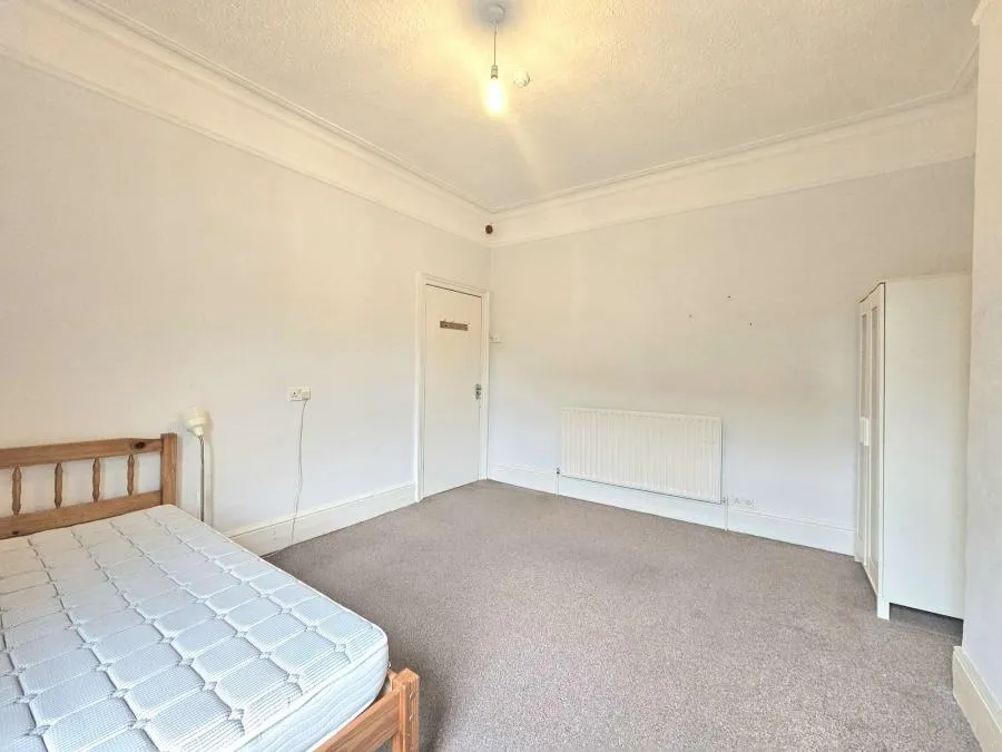 High Street, Beckenham, BR3, photo 3