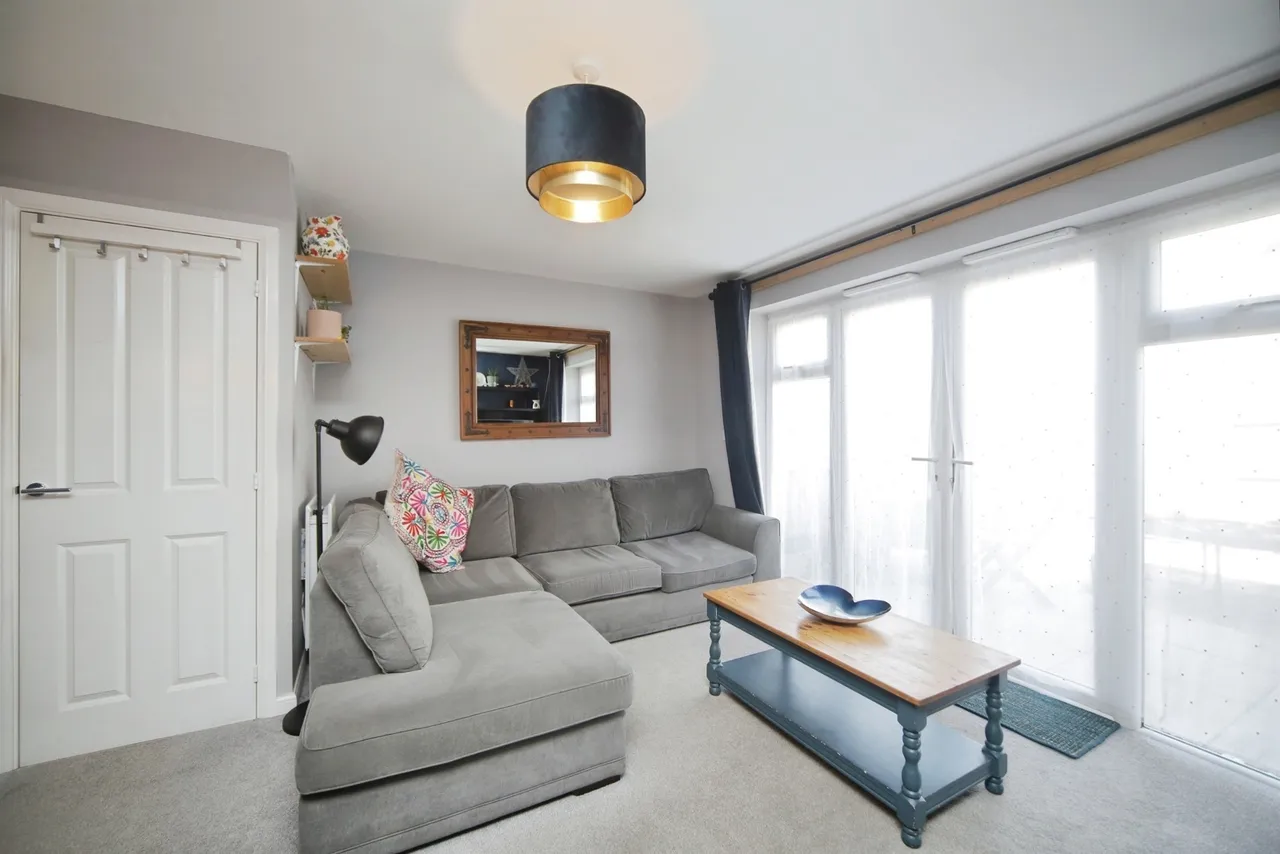 Parker Walk, Axminster, EX13, photo 4