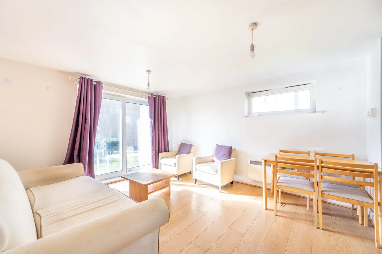 2 bed flat for sale, Wembley, HA9