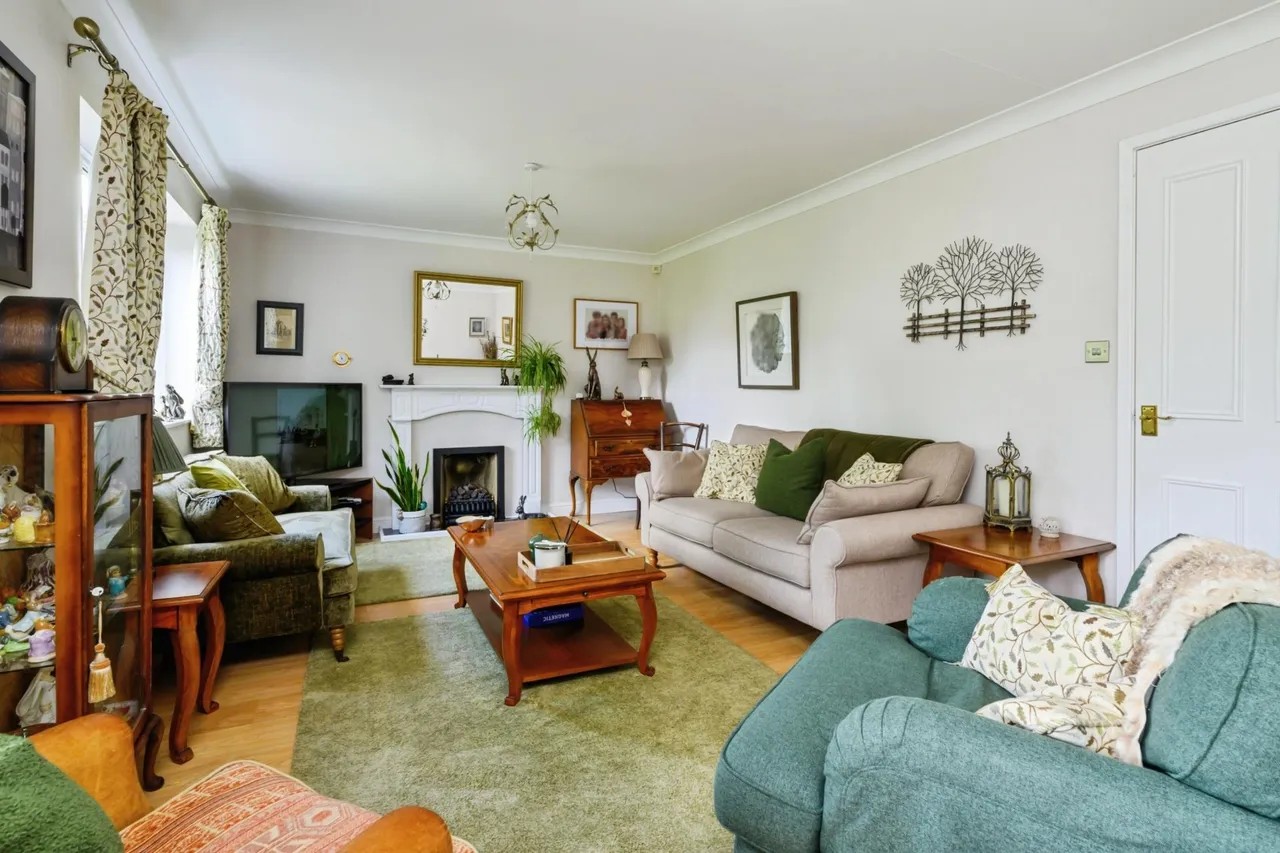 Williams Close, Peterborough, PE6, photo 5