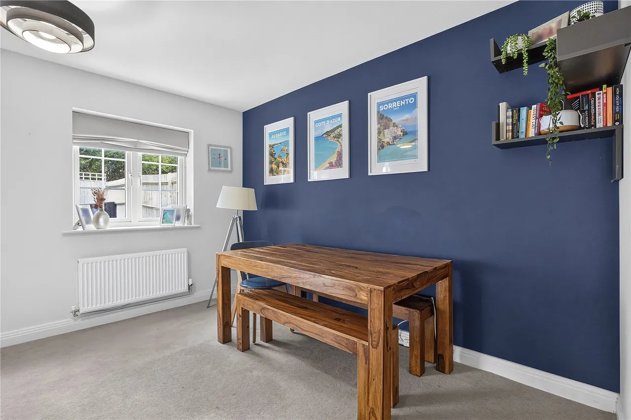 Brookwood Farm Drive, Knaphill, GU21, photo 7