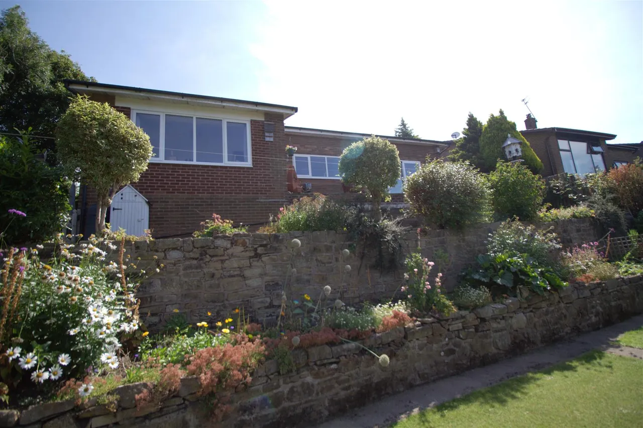 Church Brow, Mottram, photo 18