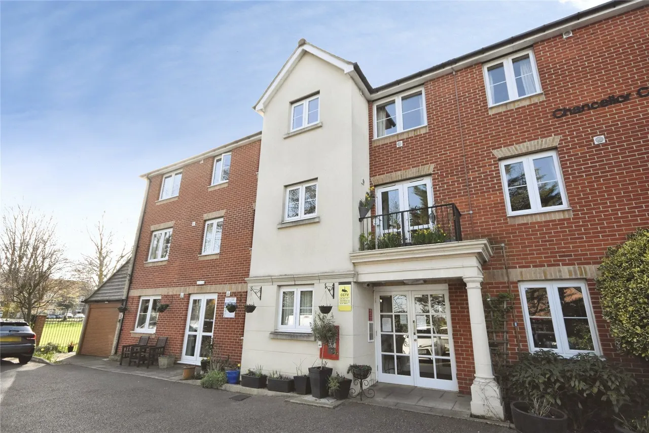 2 bed flat for sale — Broomfield Road, Chelmsford, Essex, CM1