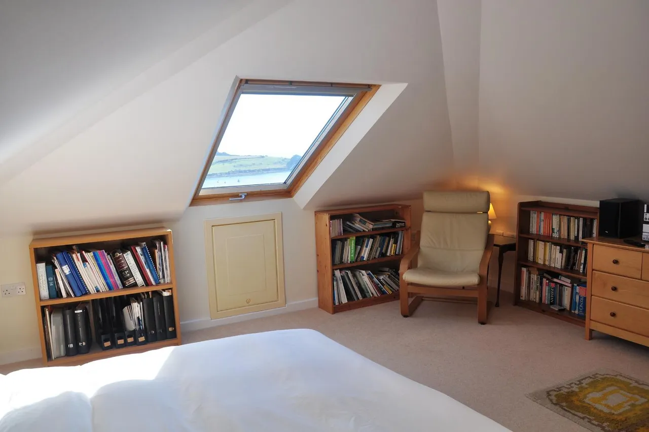 Waterloo Close, St. Mawes, TR2, photo 20