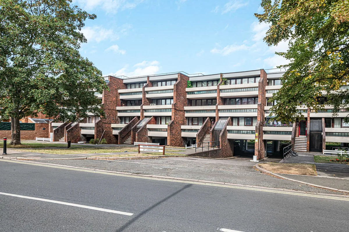 2 bed flat for sale, London Lane, Bromley, BR1