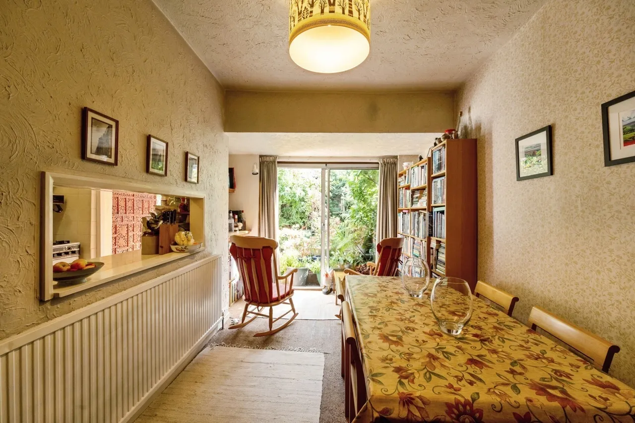 Higham Hill Road, London, E17, photo 5