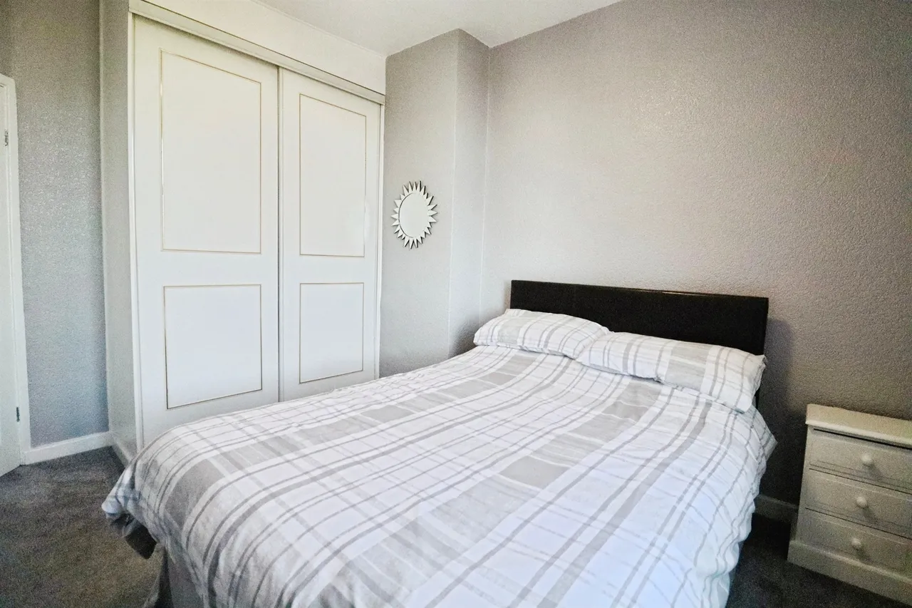 Porthkerry Road, Barry, CF62, photo 9
