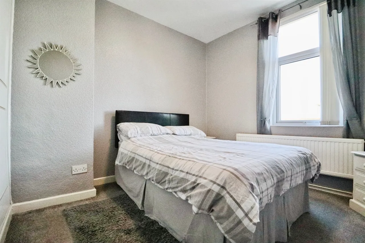 Porthkerry Road, Barry, CF62, photo 8