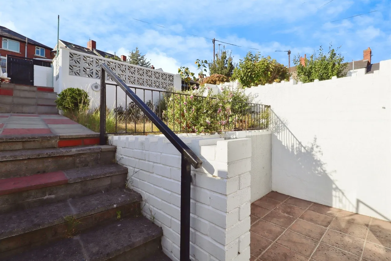 Porthkerry Road, Barry, CF62, photo 17
