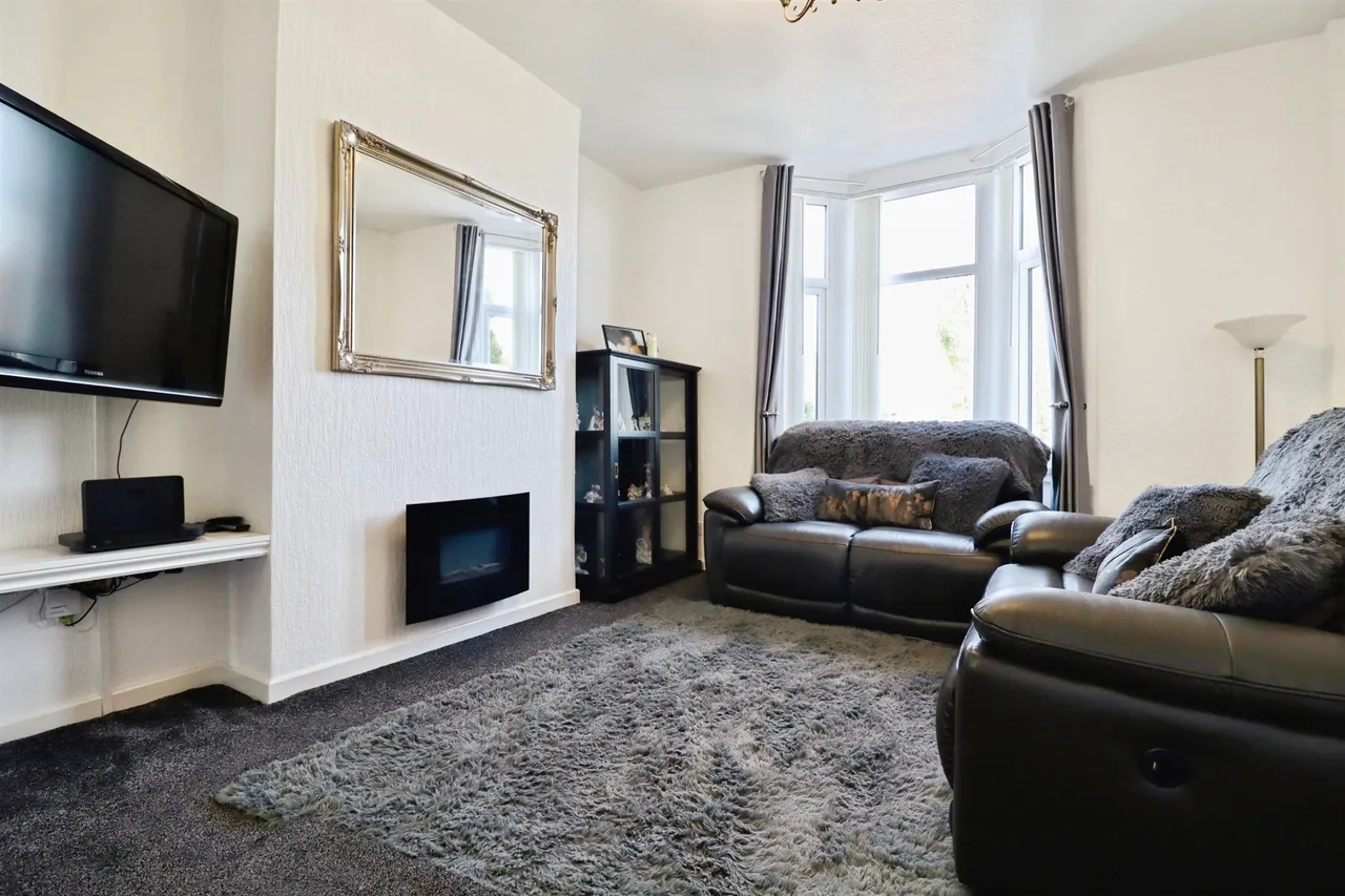 Porthkerry Road, Barry, CF62, photo 3