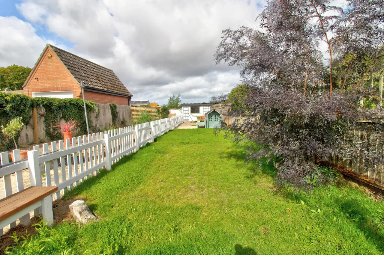 Church Road, Stowmarket, IP14, photo 13