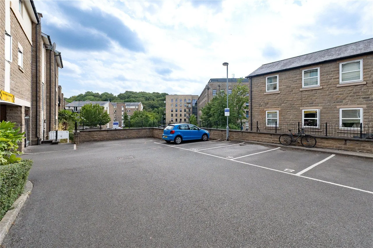 Cornmill View, Horsforth, LS18, photo 12