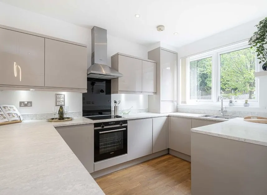 Reynard Way, Brentford, TW8, photo 2