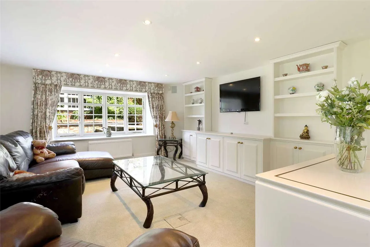 Thame Road, Tetsworth, Thame, Oxfordshire, OX9 7DE, photo 10