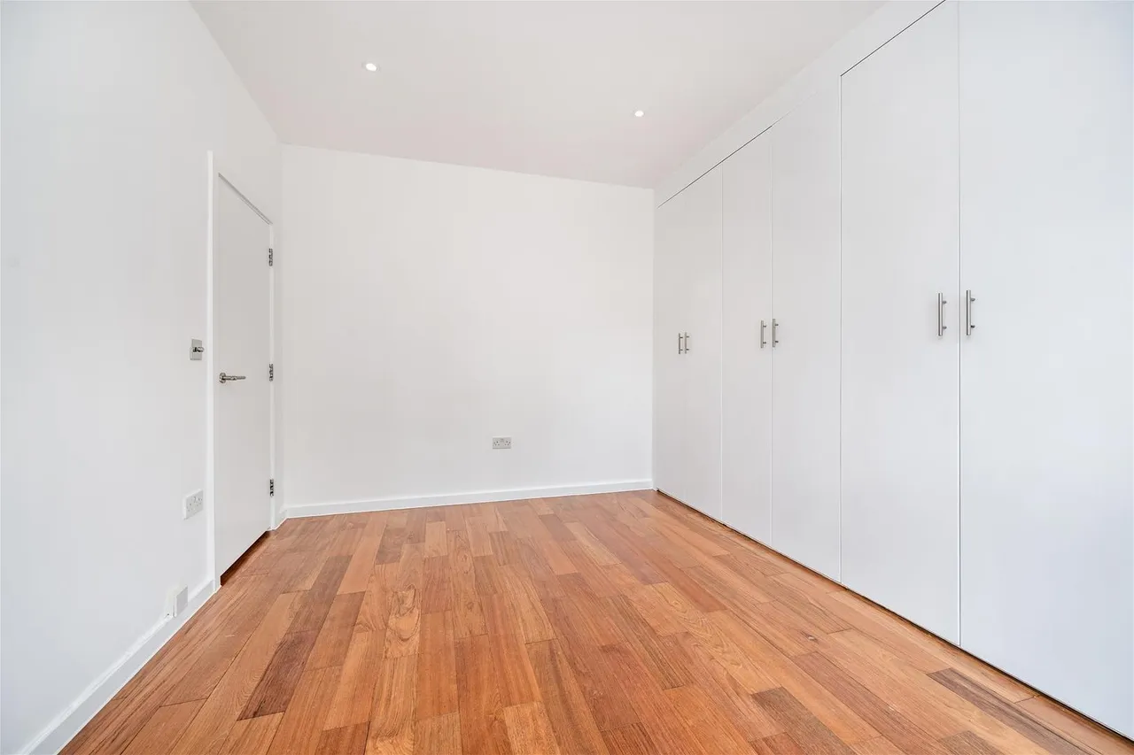 Kilburn Lane, London W10 4BQ, photo 8