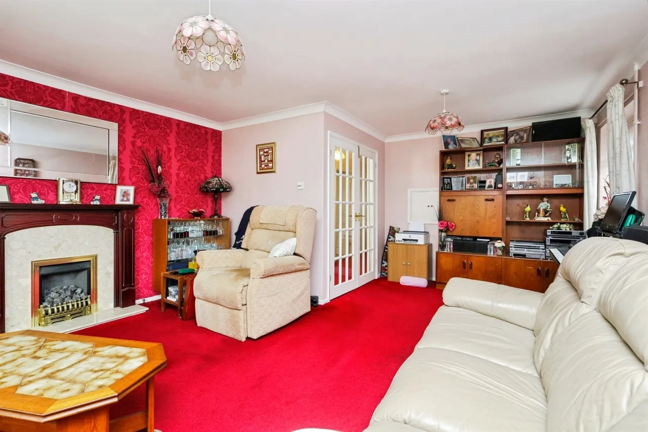 Willingdon Park Drive, Eastbourne, photo 4