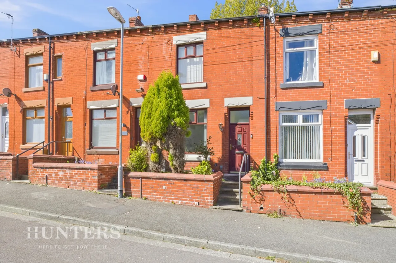 2 bed house for sale — Mortimer Street, Oldham