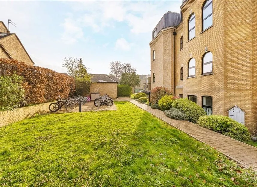 Hampton Road, Teddington, TW11, photo 6