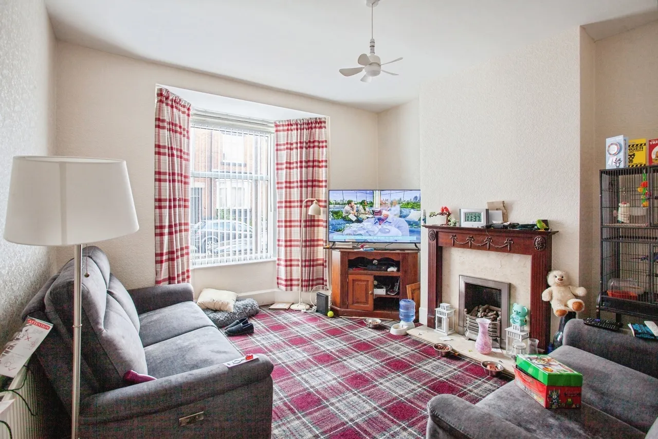 Vickers Road, SHEFFIELD, South Yorkshire, S5, photo 2