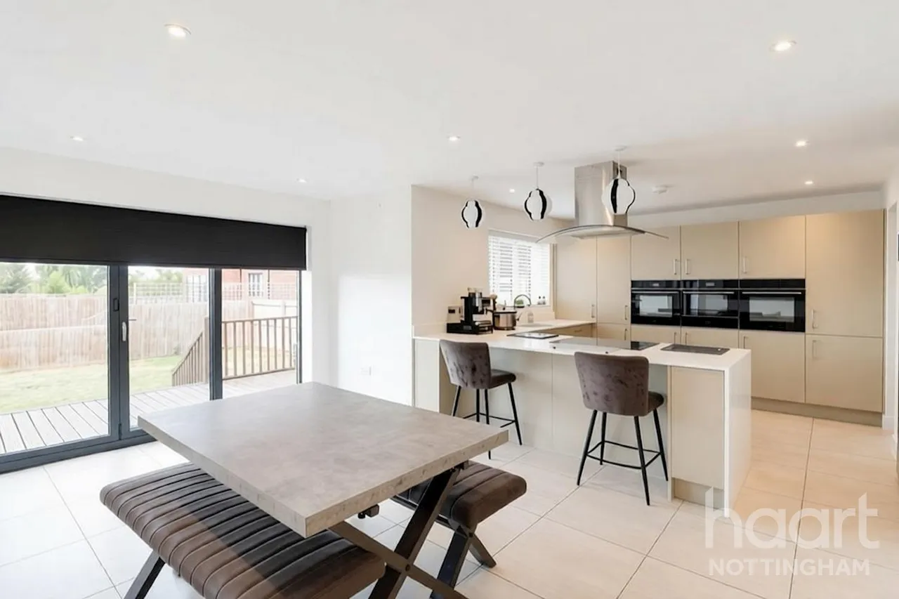 Manor Road, Barton-in-Fabis, NG11, photo 6